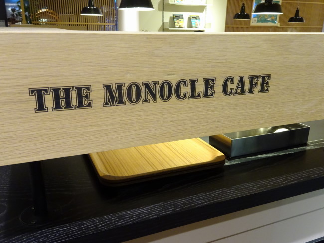 【銀座】モノクルカフェで無料Wifi＆電源確保！