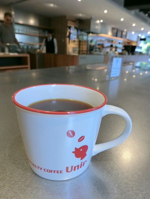 【赤坂】24時間営業のunir cafe（ウニールカフェ）でスペシャリティコーヒーモーニング