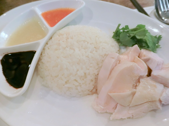 【麻布十番】海南鶏飯食堂（ハイナンジーファンショクドウ）麻布店のシンガポールチキンライス