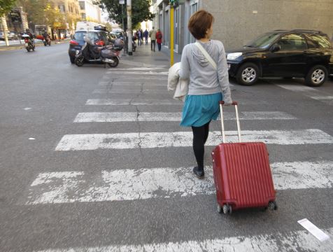 軽くて使いやすいRIMOWA（リモワ）のスーツケースはレンタルが便利：おすすめ女子旅アイテム【4】
