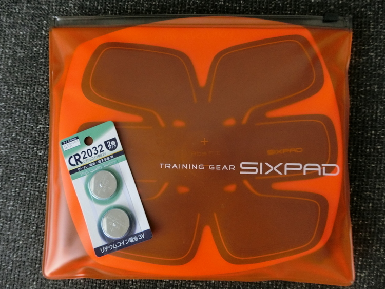 シックスパッド（SIXPAD）の電池を100円均で買ってきました♪