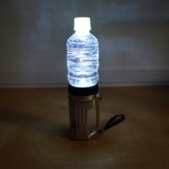 一人暮らしの防災対策【番外編】ペットボトル＆懐中電灯で安全ランタン