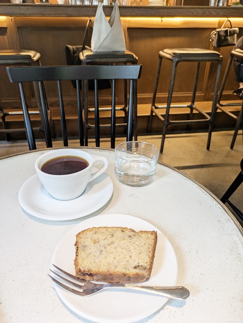 【ナンバーコーヒーで過ごす幸せ時間】バナナブレッドとドリップコーヒーのマリアージュ